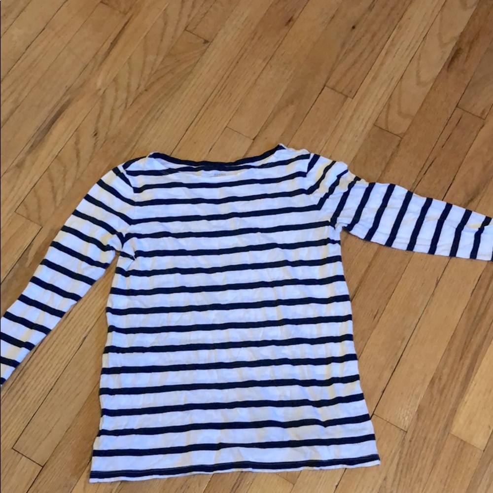 Navy and White stripped 3/4 length sleeve shirt